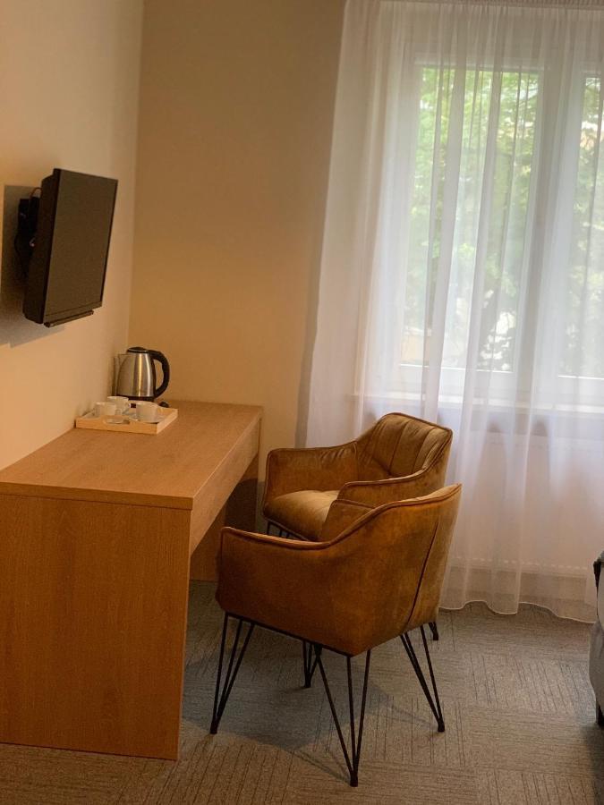 Vesna Rooms Mtp Poznan Exterior photo